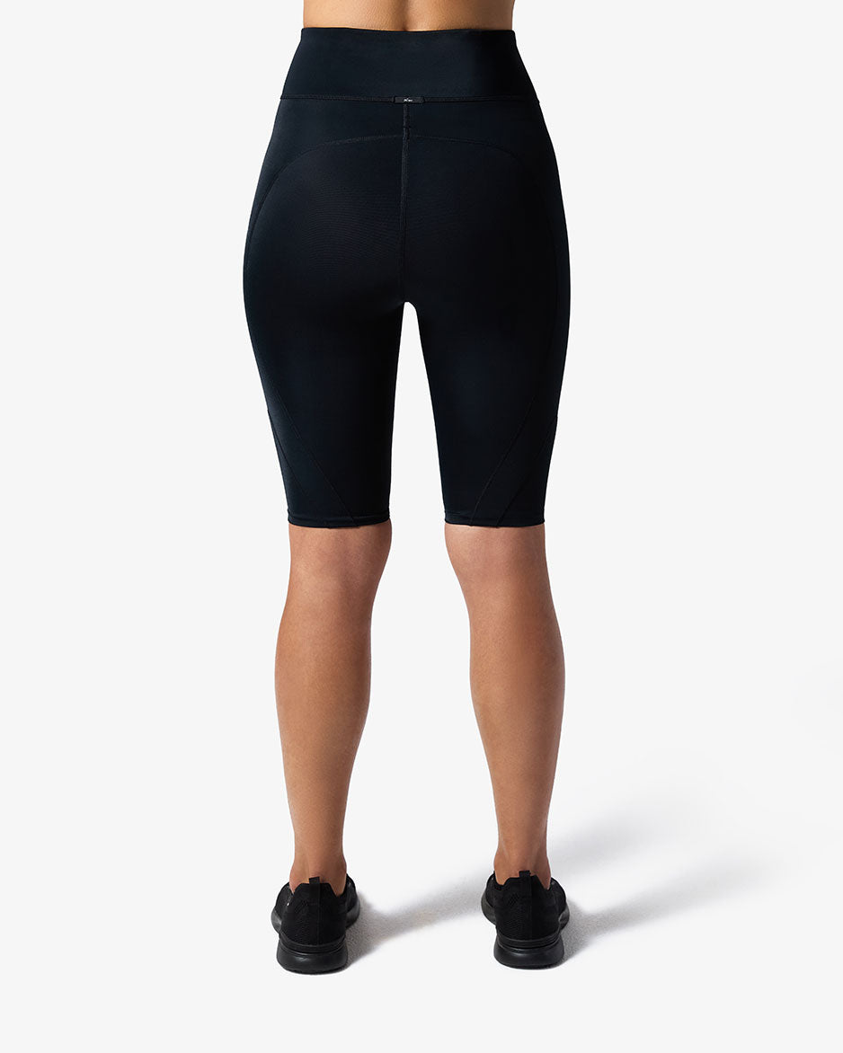 alo Tiebreaker Short ブラック XS Tiebreaker Short - Black | ALO