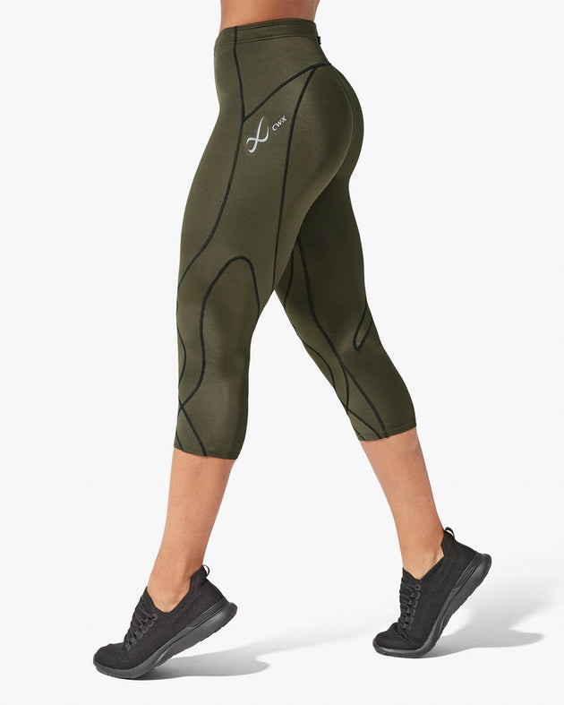 Reebok Womens Capri Seamed Compression Athletic Pants